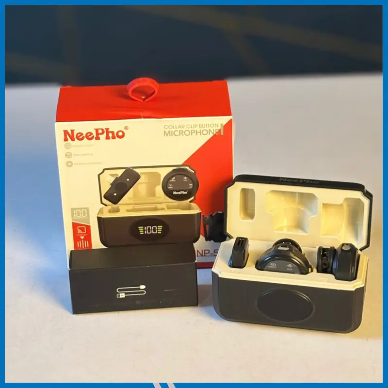 NeePho NP-58 wireless clip-on microphone